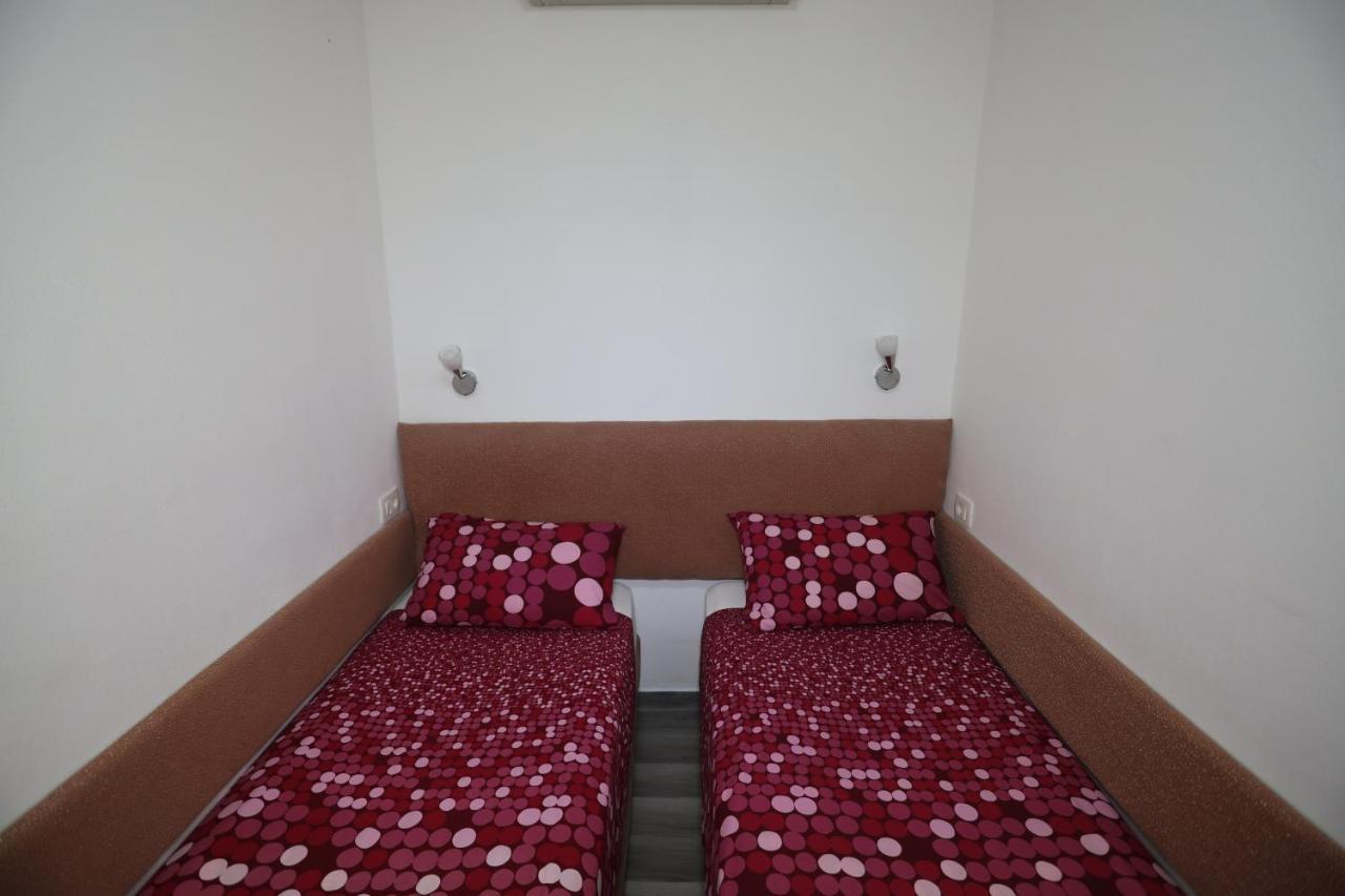 Apartment Cvjetna ริเยกา ภายนอก รูปภาพ