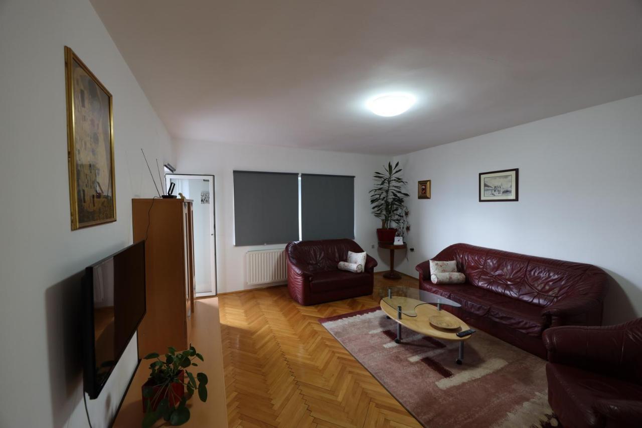 Apartment Cvjetna ริเยกา ภายนอก รูปภาพ