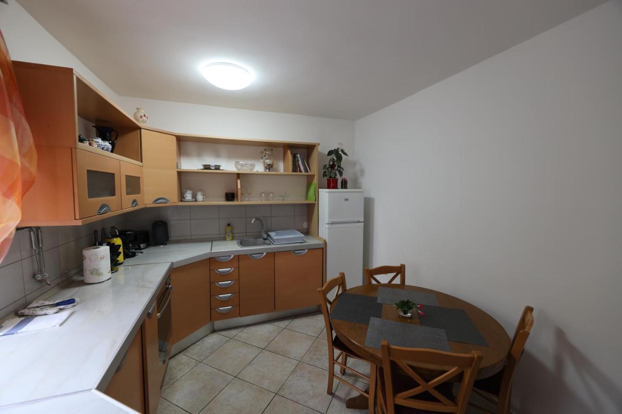 Apartment Cvjetna ริเยกา ภายนอก รูปภาพ